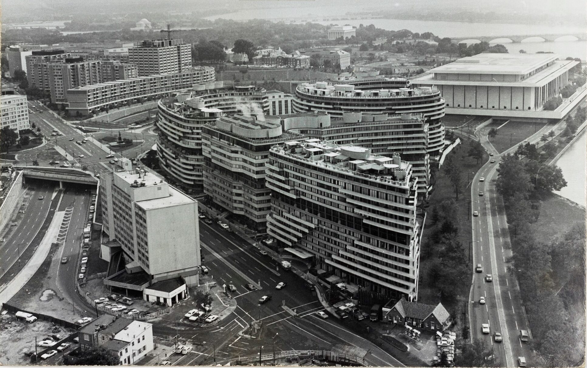 Aerial view of the Watergate Complex in the 1970s
